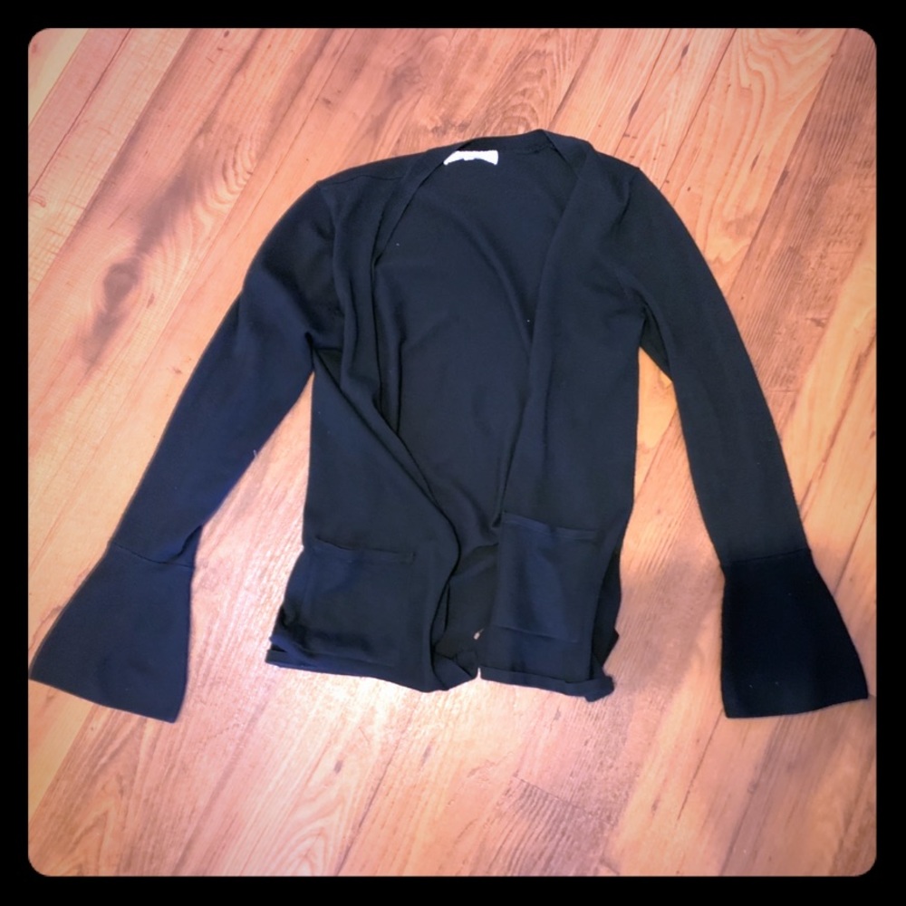Cardigan sweater